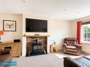 Sitting Room- click for photo gallery